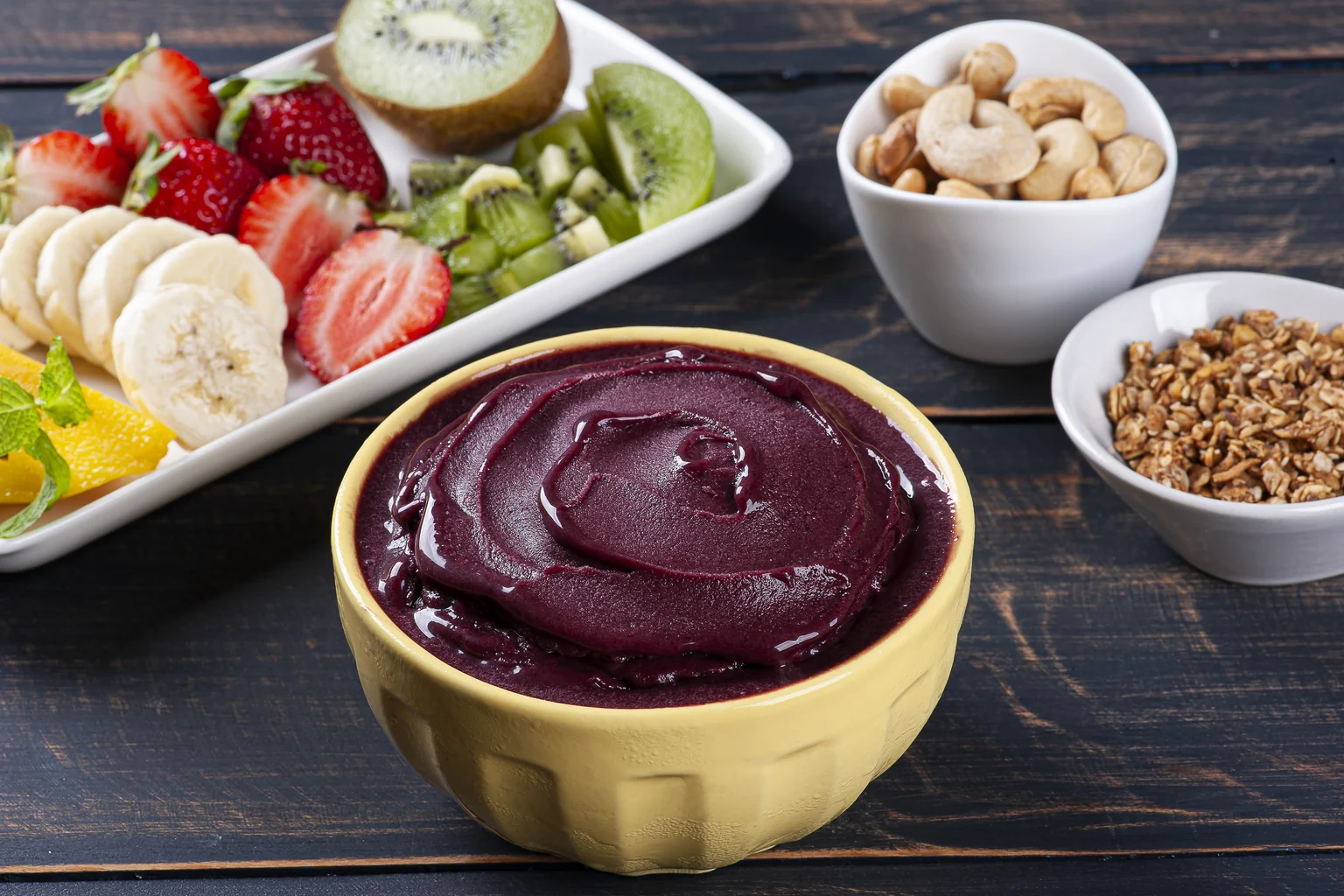Como montar a tigela de açaí perfeita (com os toppings que mais vendem)